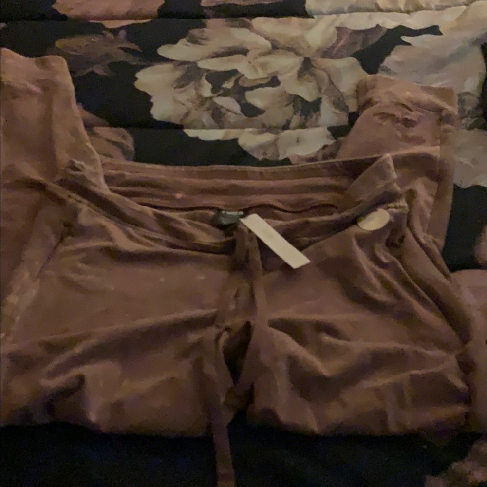 NWT PINK yoga leggings